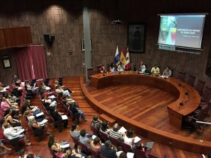 Campamento de El Cedro reunión de padres con el Consejero de Deportes